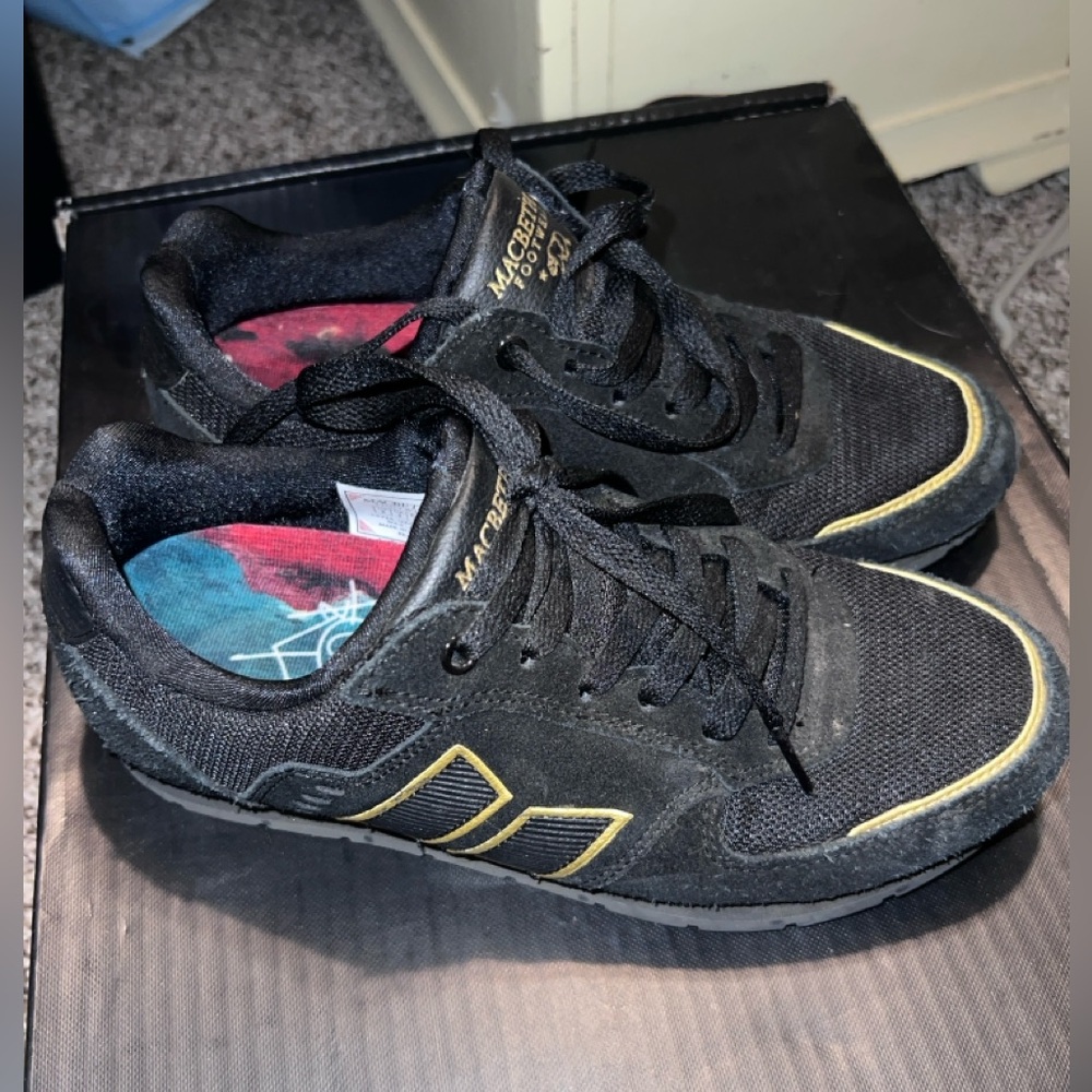 Macbeth shoes
